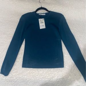 Zara shoulder padded knit long sleeve shirt
